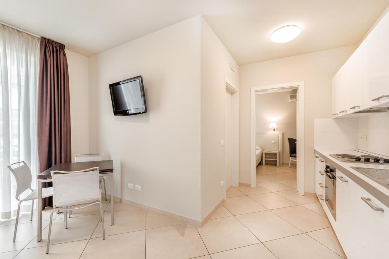 Hotel & Residence Exclusive Marina Di Carrara Luaran gambar