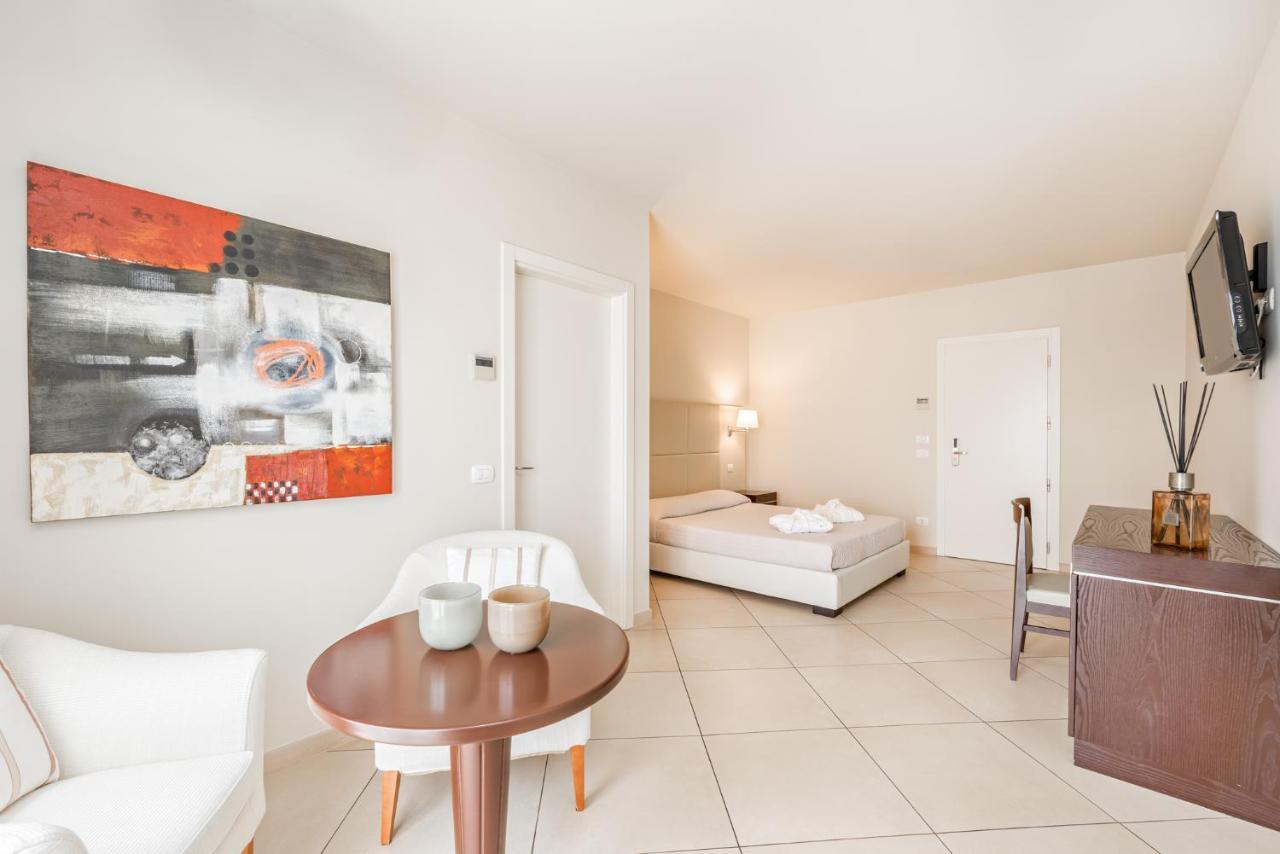 Hotel & Residence Exclusive Marina Di Carrara Luaran gambar