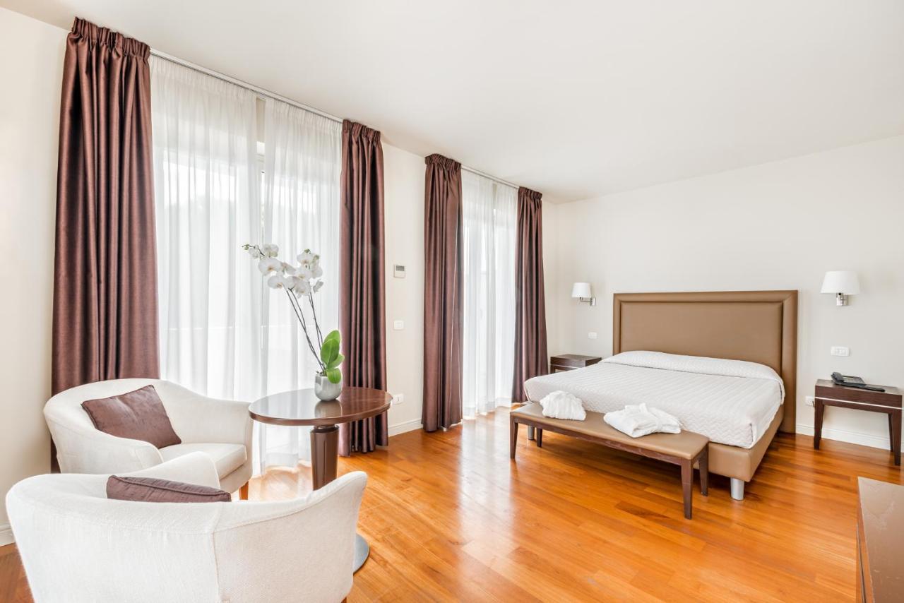 Hotel & Residence Exclusive Marina Di Carrara Luaran gambar