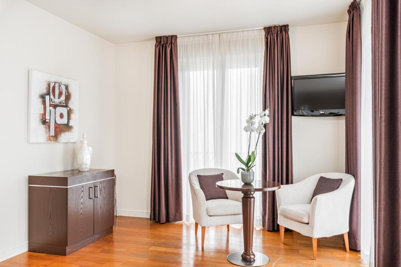 Hotel & Residence Exclusive Marina Di Carrara Luaran gambar