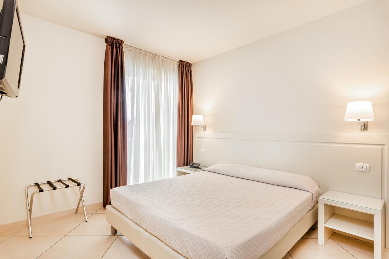 Hotel & Residence Exclusive Marina Di Carrara Luaran gambar