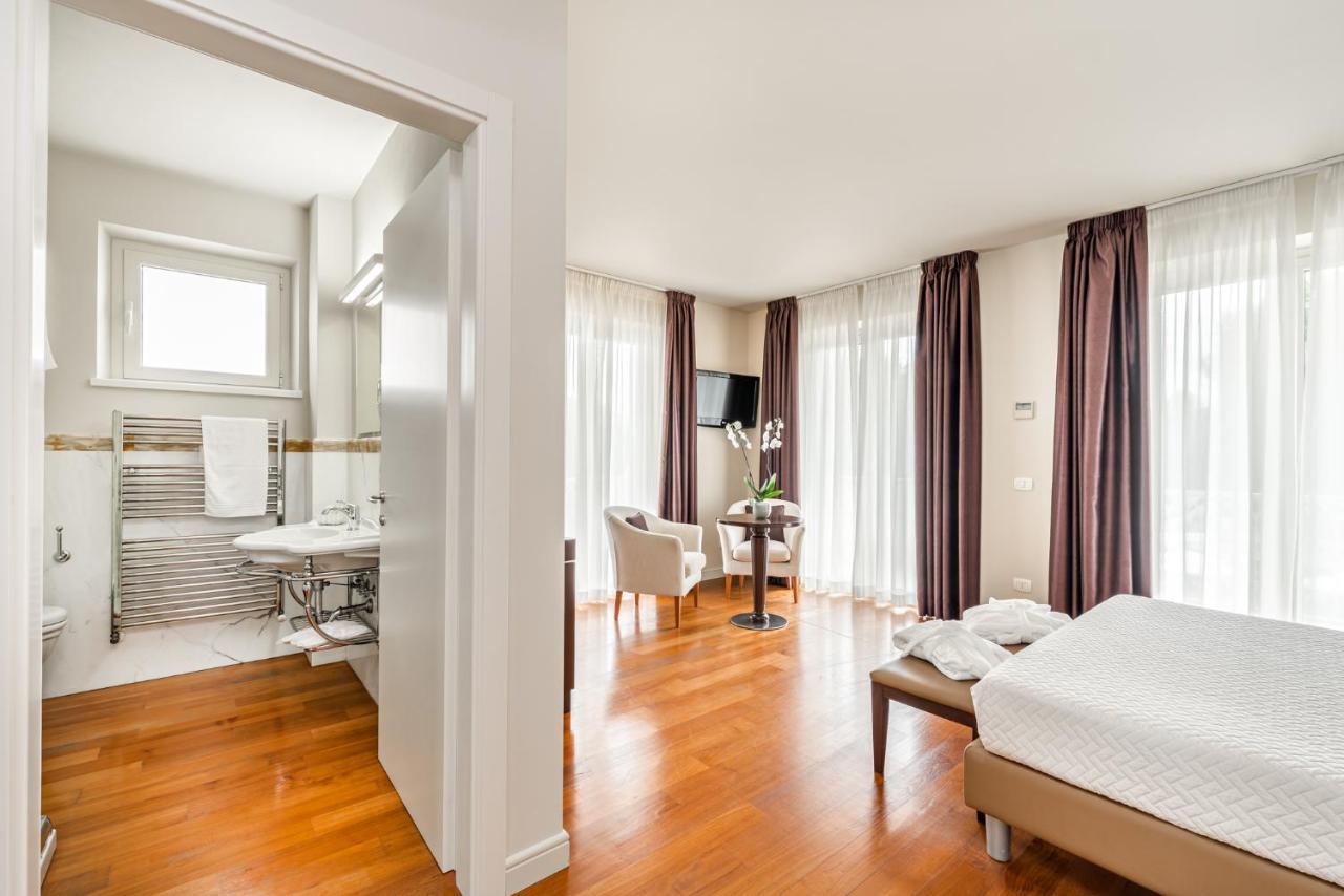 Hotel & Residence Exclusive Marina Di Carrara Luaran gambar