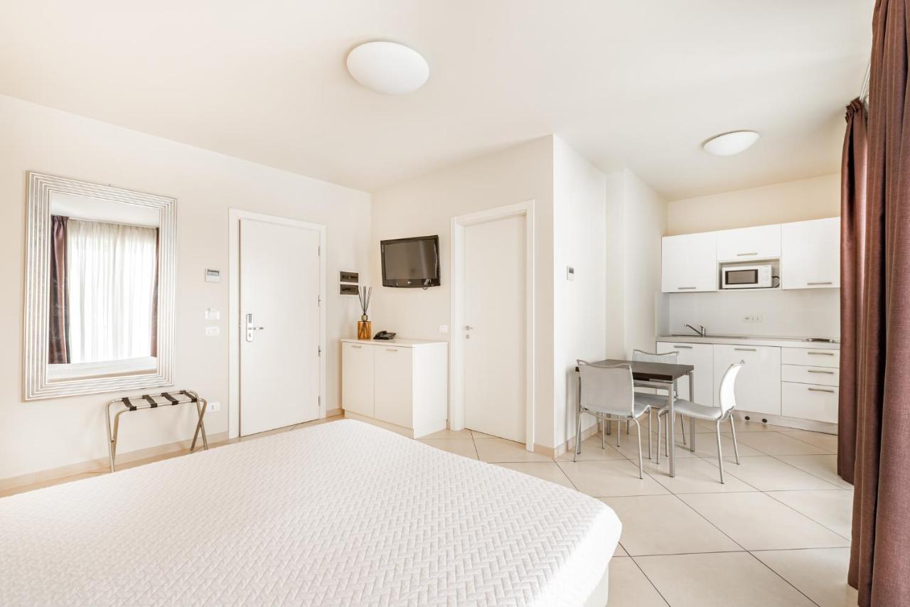 Hotel & Residence Exclusive Marina Di Carrara Luaran gambar