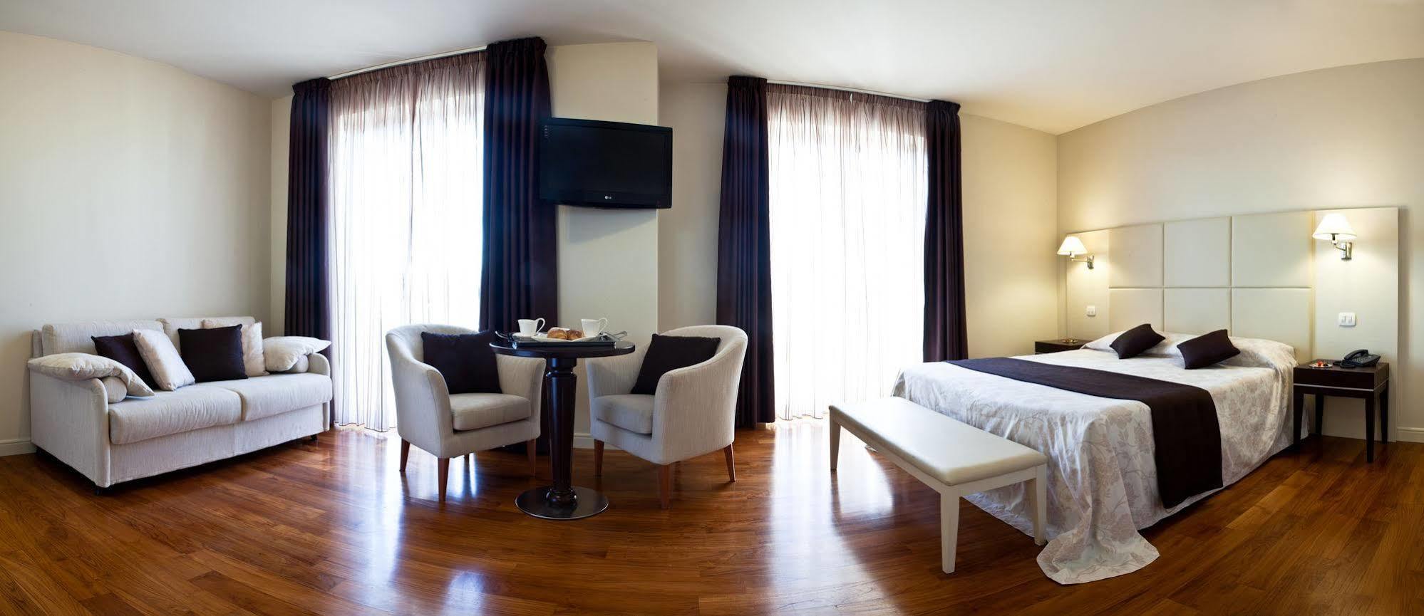 Hotel & Residence Exclusive Marina Di Carrara Luaran gambar